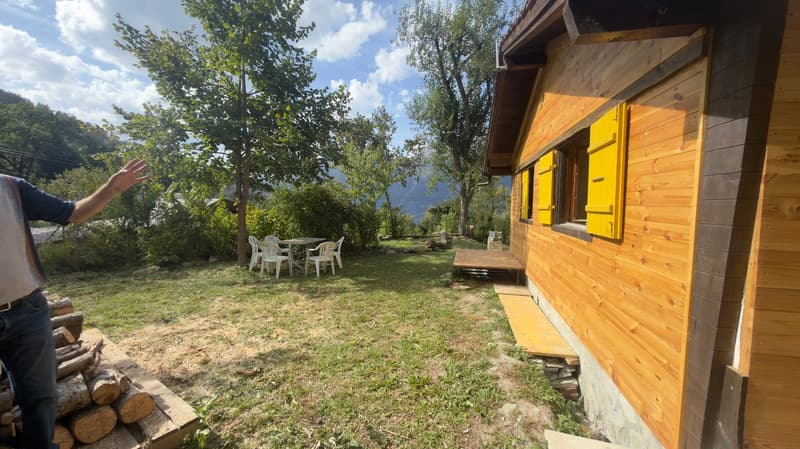 Chalet en bois à Saxon – Cadre naturel et montagnard (11)
