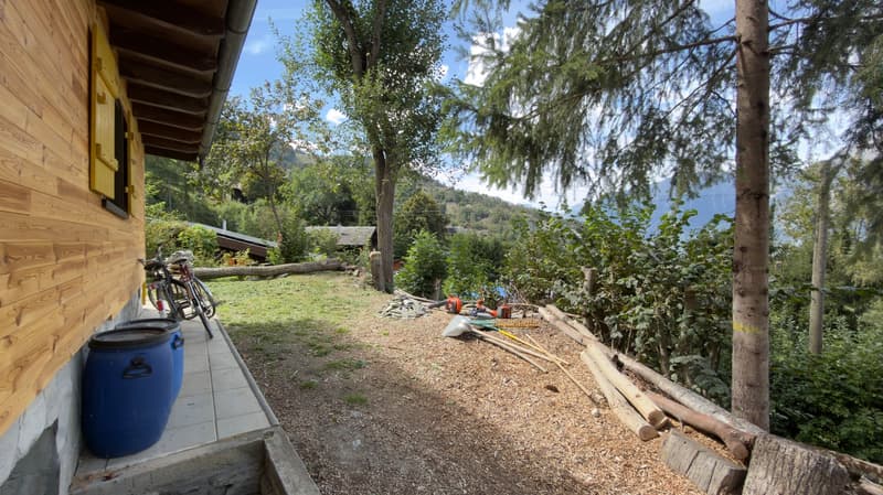 Chalet en bois à Saxon – Cadre naturel et montagnard (2)