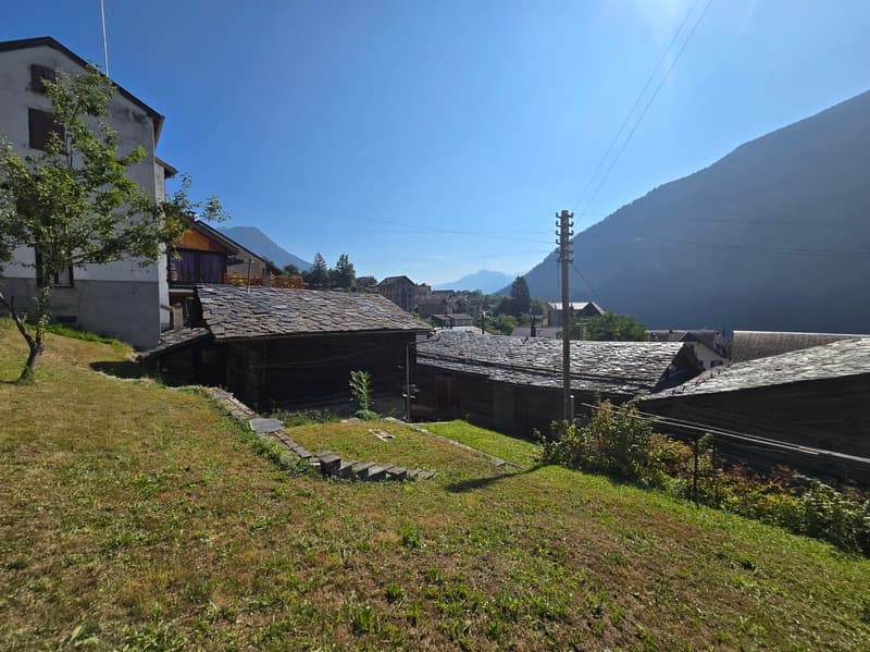 Casa, fienile, raccard, terreni - Salvan - Grande potenziale (6)