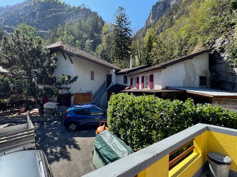 House "Les Cases-cades" / St-Maurice / 2 apartments / Exclusivity (1)