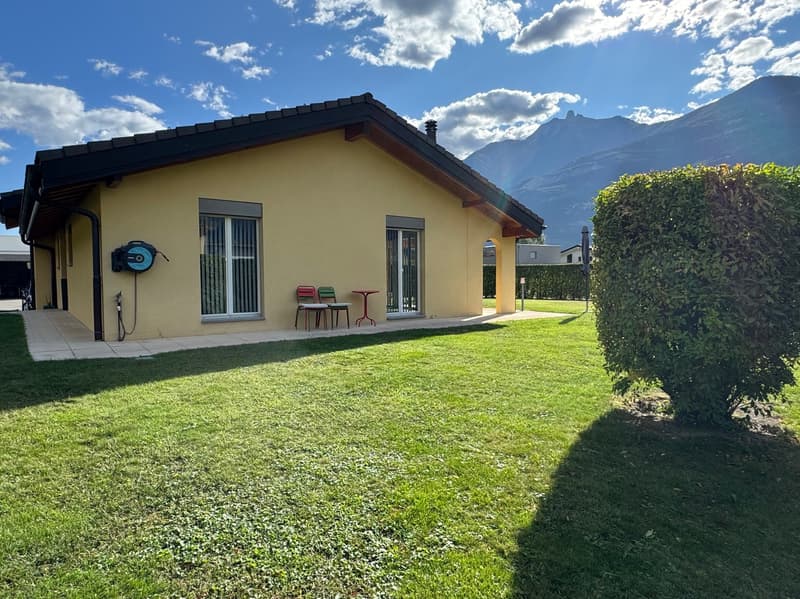 Villa - 4,5 locali - Terreno 1'200 m2 - ESCLUSIVITA' (5)