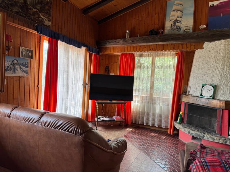 Casa / 4,5 locali / Necessita di una ristrutturazione completa / Mollens / Esclusività (1)