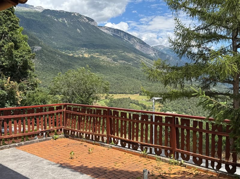 Casa / 4,5 locali / Necessita di una ristrutturazione completa / Mollens / Esclusività (6)