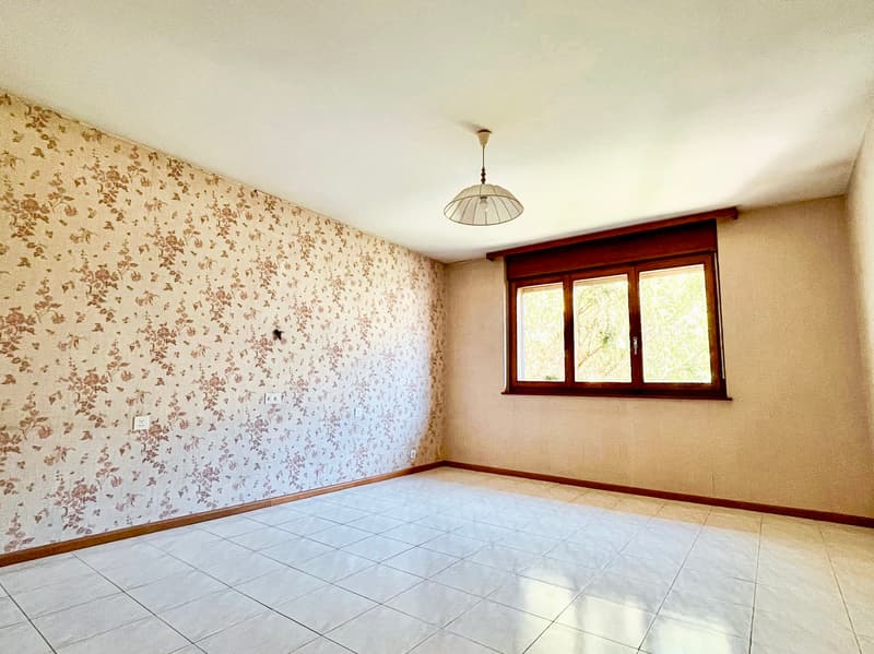 Villa / 2 Appartamenti / 1'735 m3 e Terreno 1'073 m2 / ESCLUSIVITÀ (5)