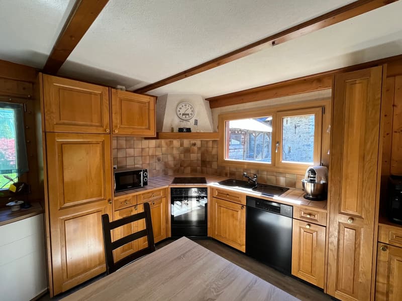 House 6.5 rooms - Lourtier - Main or secondary residence - Exclusive (3)