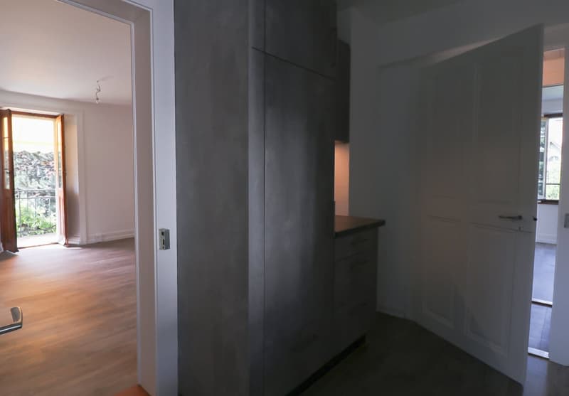 OCCASION UNIQUE - Grand appartement rénové au centre de Sion – QUARTIER DES COLLINES (3)