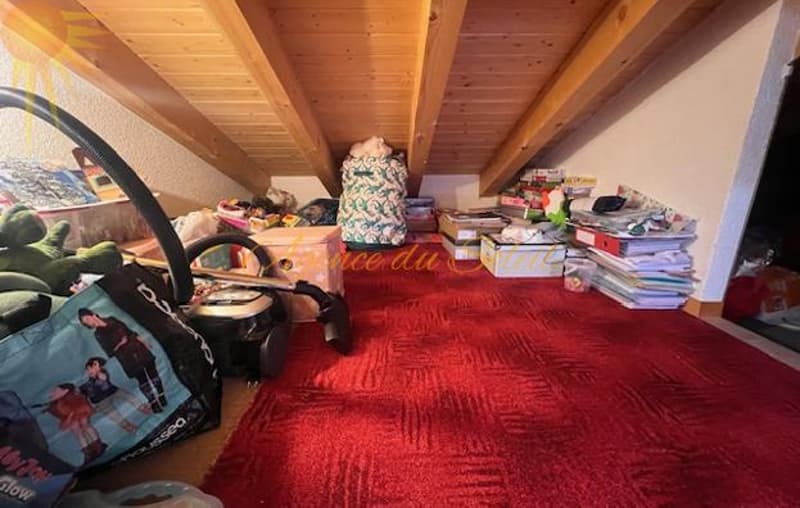 Adorable appartement de 2.5 pièces en attique à Crans ! (13)