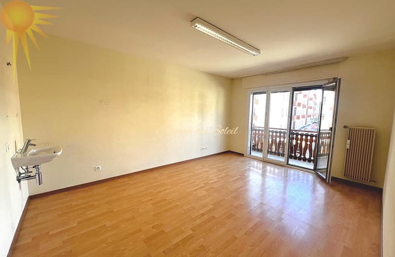 Plein coeur de Crans ! Lumineux appartement traversant de 4.5 pièces avec une chambrette complémentaire ! (5)