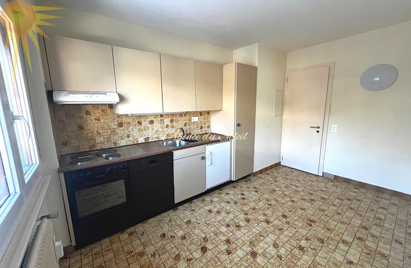 Plein coeur de Crans ! Lumineux appartement traversant de 4.5 pièces avec une chambrette complémentaire ! (8)