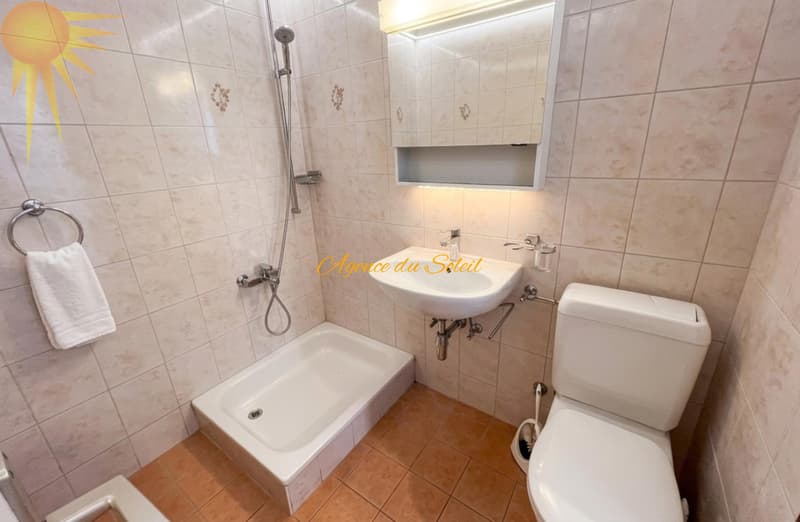 Adorable pied-à-terre de 3.5 pièces à proximité du funiculaire de Montana ! (12)