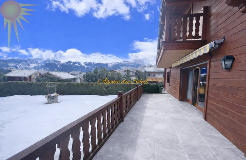 En Exclusivité ! Splendide chalet de 8.5 pièces en bordure du golf Ballesteros à Crans ! (3)