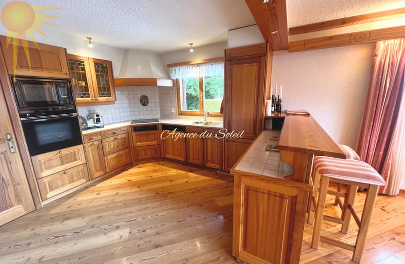 En Exclusivité ! Splendide chalet de 8.5 pièces en bordure du golf Ballesteros à Crans ! (6)