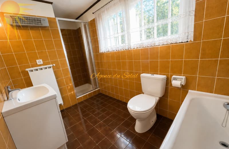 Maison à fort potentiel comprenant 2 appartements séparés, à 5 minutes en voiture de Crans-Montana ! (8)
