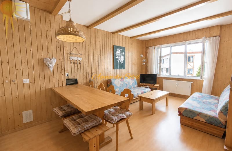 À louer à la saison : Agréable appartement 2.5 pièces en plein coeur de Crans ! (3)