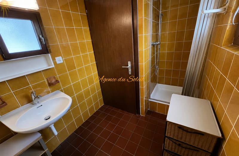 Superbe maison sud composé de 2 appartements séparés, à 5' en voiture de Crans-Montana (Mollens)! (5)