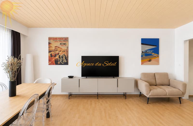 À louer (au mois) ce cosy et vaste studio au centre de Crans ! (5)
