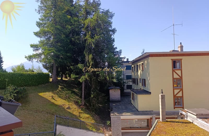 À louer à la saison : Agréable appartement 2.5 pièces en plein coeur de Crans ! (9)