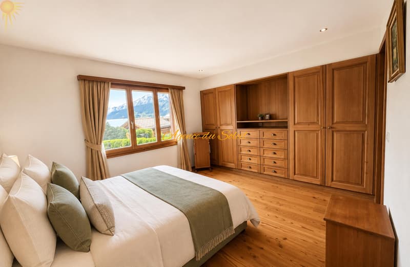 En Exclusivité ! Superbe chalet de 8.5 pièces en bordure du golf Ballesteros à Crans ! (11)