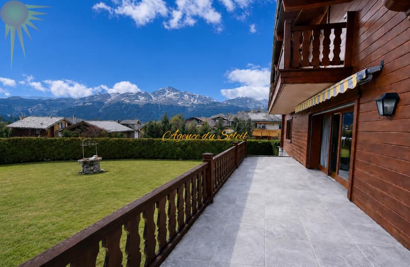 En Exclusivité ! Superbe chalet de 8.5 pièces en bordure du golf Ballesteros à Crans ! (3)
