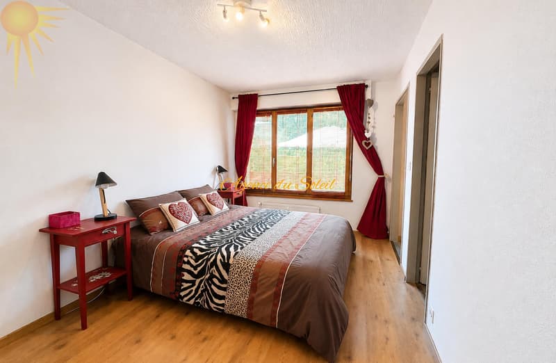 À louer (saison): Très cosy appartement de 3.5 pièces à proximité du funiculaire ! (7)