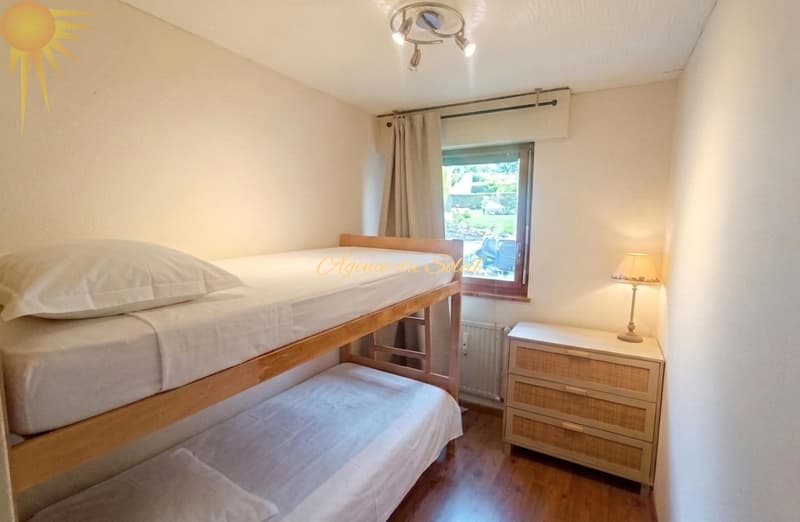 À louer (saison): Très cosy appartement de 3.5 pièces à proximité du funiculaire ! (11)