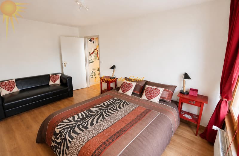 À louer (saison): Très cosy appartement de 3.5 pièces à proximité du funiculaire ! (8)