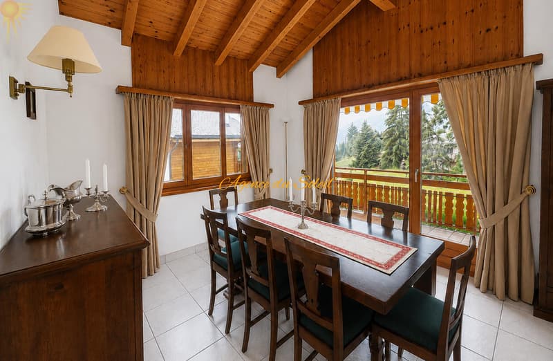 Superbe chalet familiale dans un emplacement privilégié verdoyant et calme à Crans ! (5)
