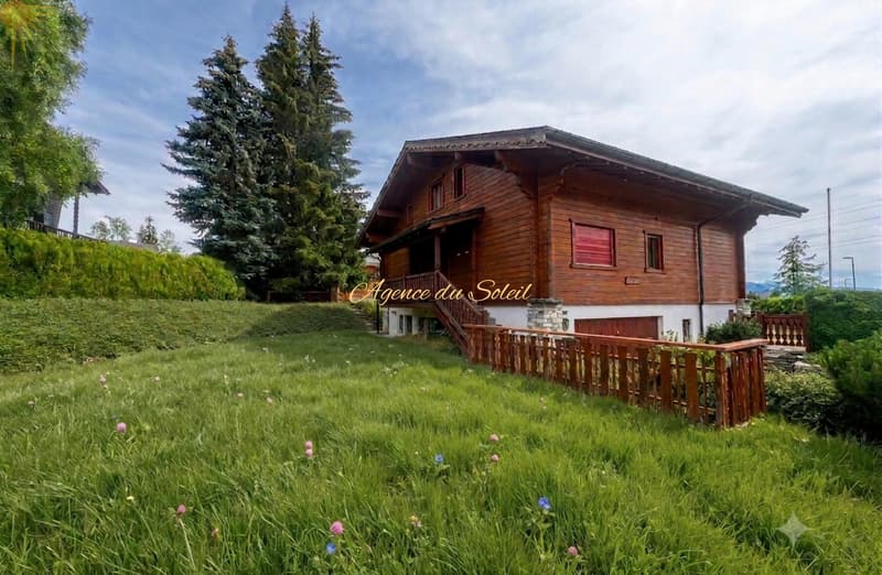 En Exclusivité ! Superbe chalet de 8.5 pièces en bordure du golf Ballesteros à Crans ! (3)