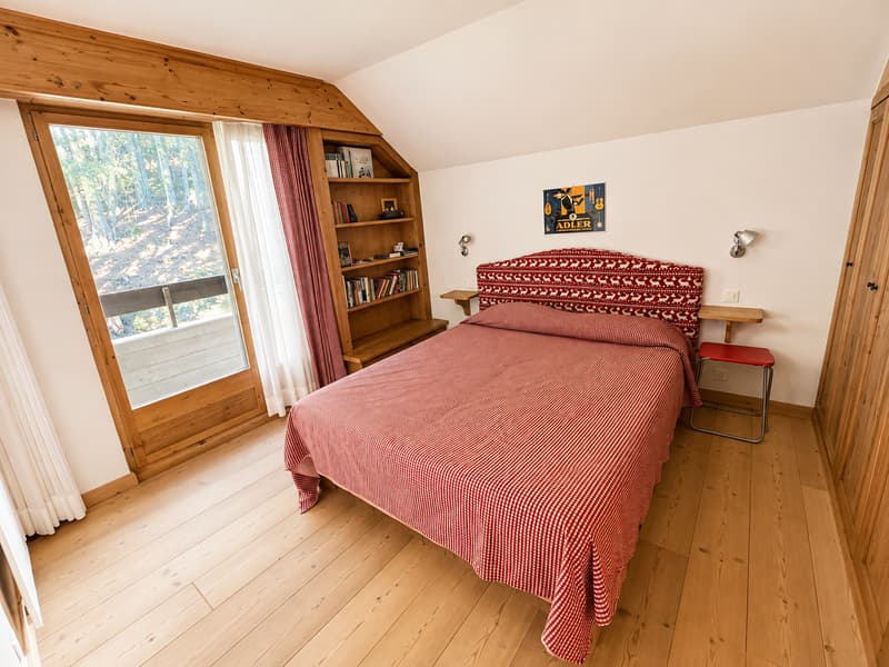 À louer à la semaine : Appartement Ski-in, Ski-out de 5.5 pièces avec 2 places de parc intérieurs, à Montana ! (11)