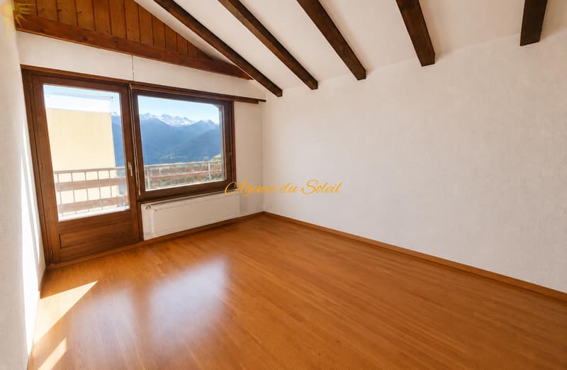 En Exclusivité ! Adorable maison comprenant 2 appartements séparés, à 5 minutes en voiture de Crans-Montana ! (9)
