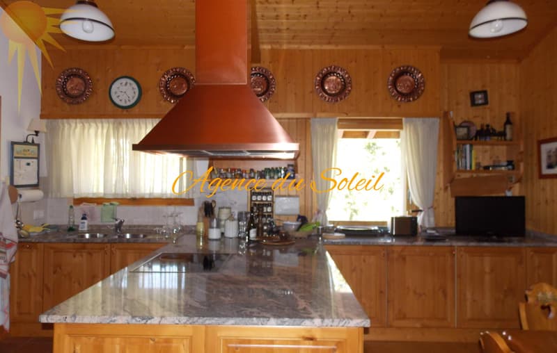 Très beau Chalet de 7.5 pièces sur un grand terrain arborisé ! (10)