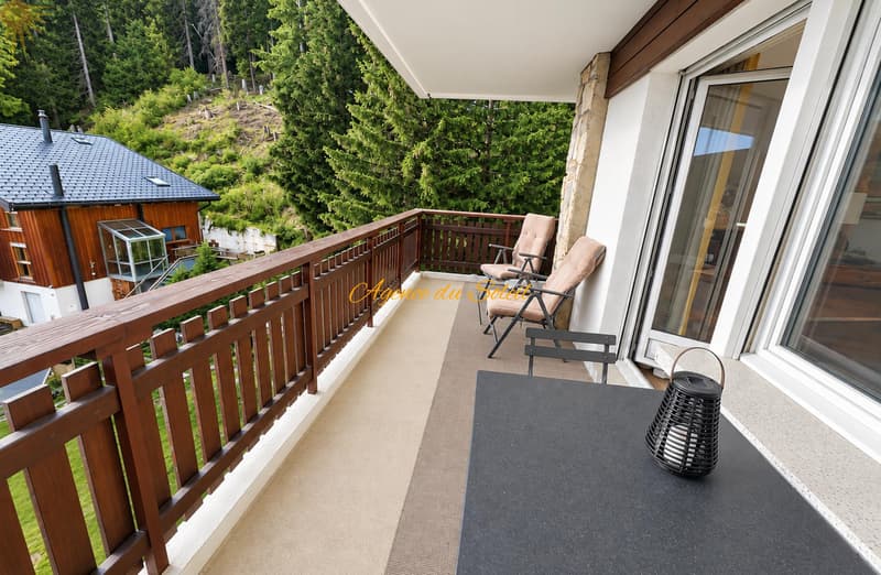 Splendide appartement ski-in/ski-out, traversant d'angle, de 3.5 pièces, à Montana ! (4)