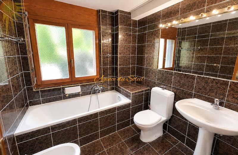 Très joli appartement traversant d'angle à Crans ! (7)
