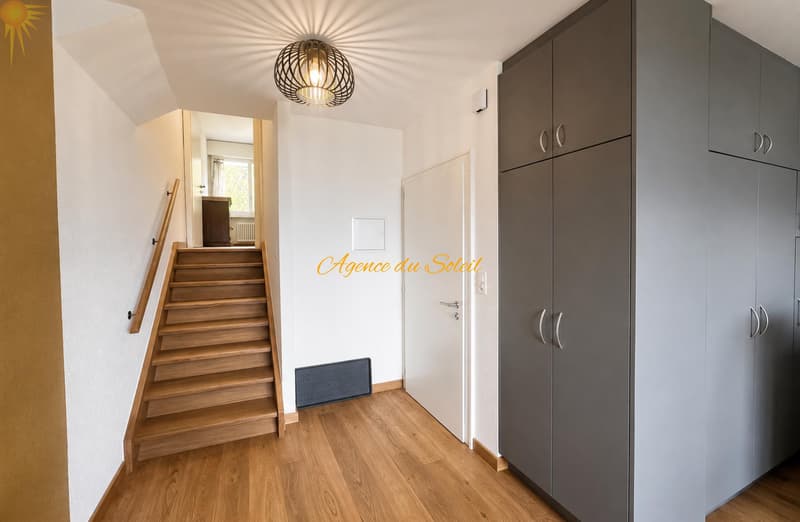 À louer entre le 1er décembre 26 et le 30 avril 27 ce bel appartement rénové de 2.5 pièces à Montana ! (7)