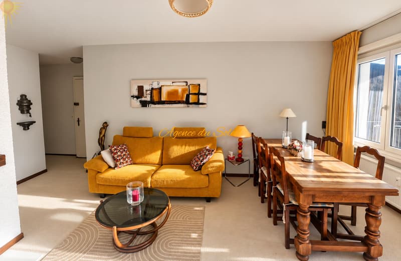 Splendide appartement ski-in/ski-out, traversant d'angle, de 3.5 pièces, à Montana ! (4)