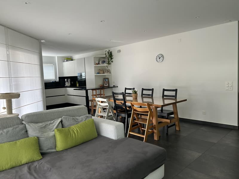Modernes 4.5-Zimmer-Apartment in Minusio (3)