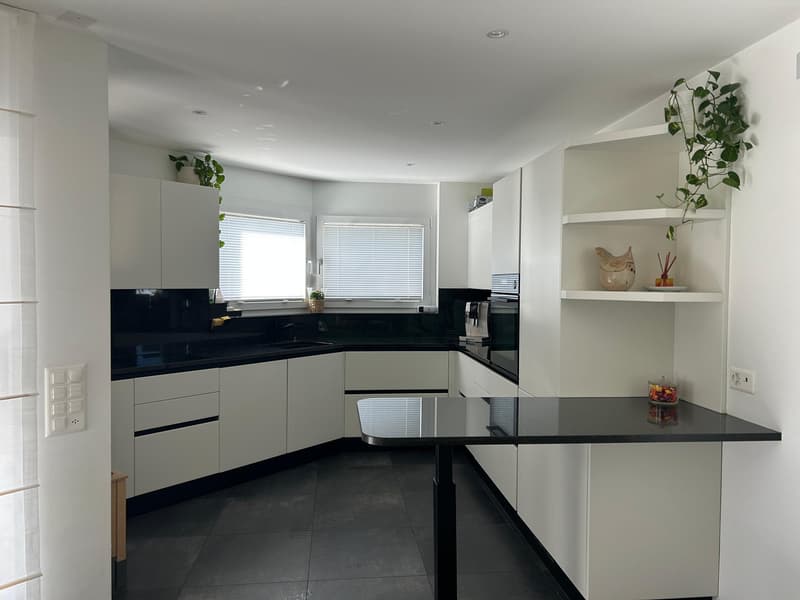 Modernes 4.5-Zimmer-Apartment in Minusio (2)