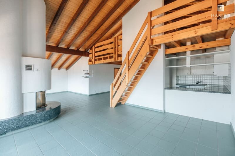 4.5-room attic apartment with lake and mountain view (5)