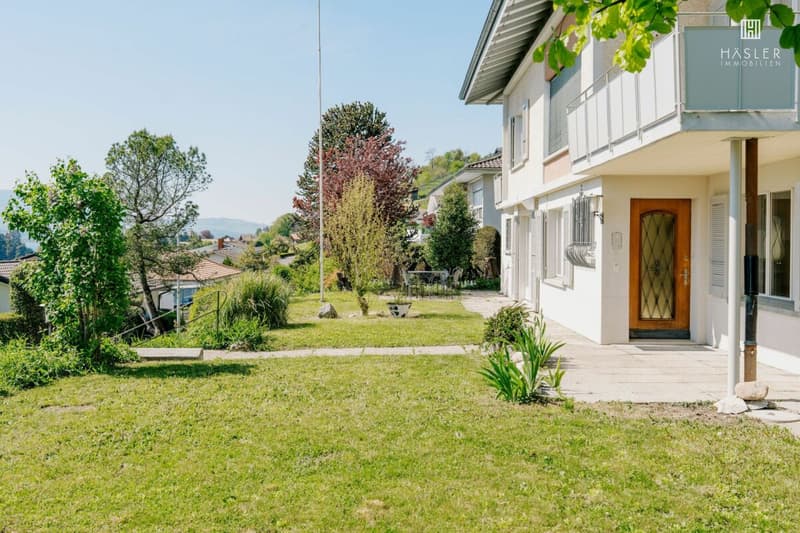 2-Familienhaus mit Panoramablick auf Thunersee und Alpenkette (5)