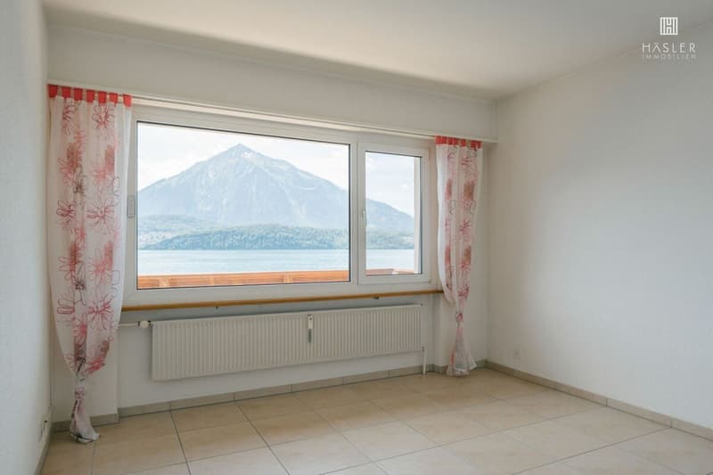 Appartamento vacanze di 3½ locali sulla riva del lago di Thun con area balneare (7)