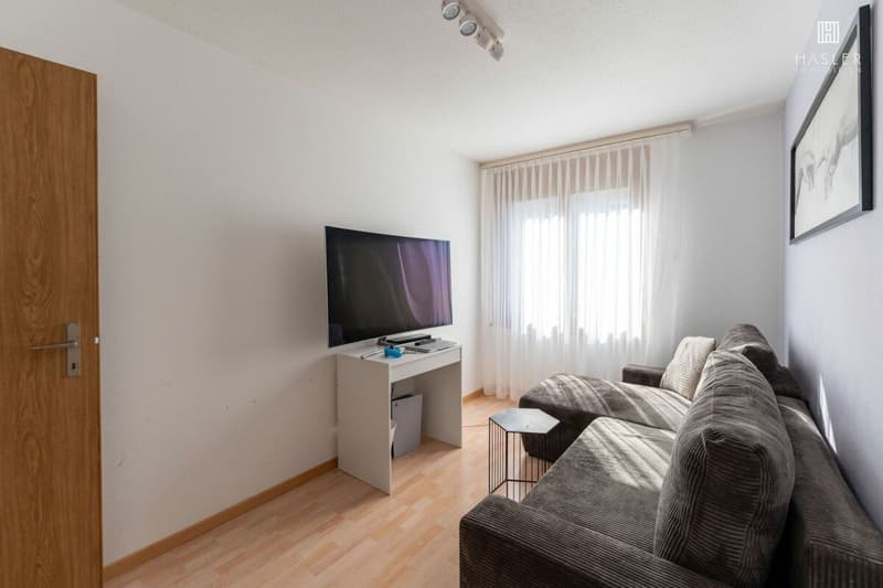 Gepflegte 4½-Zimmer-Wohnung in Seenähe (3)