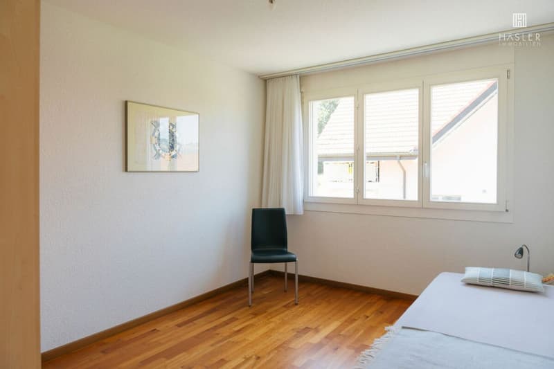 Appartement-maisonnette 4,5 pièces sur 3 étages entre lac et montagnes (9)