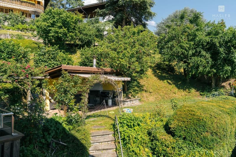 2-Familienhaus mit fantastischem Ausblick und Baulandreserve (7)