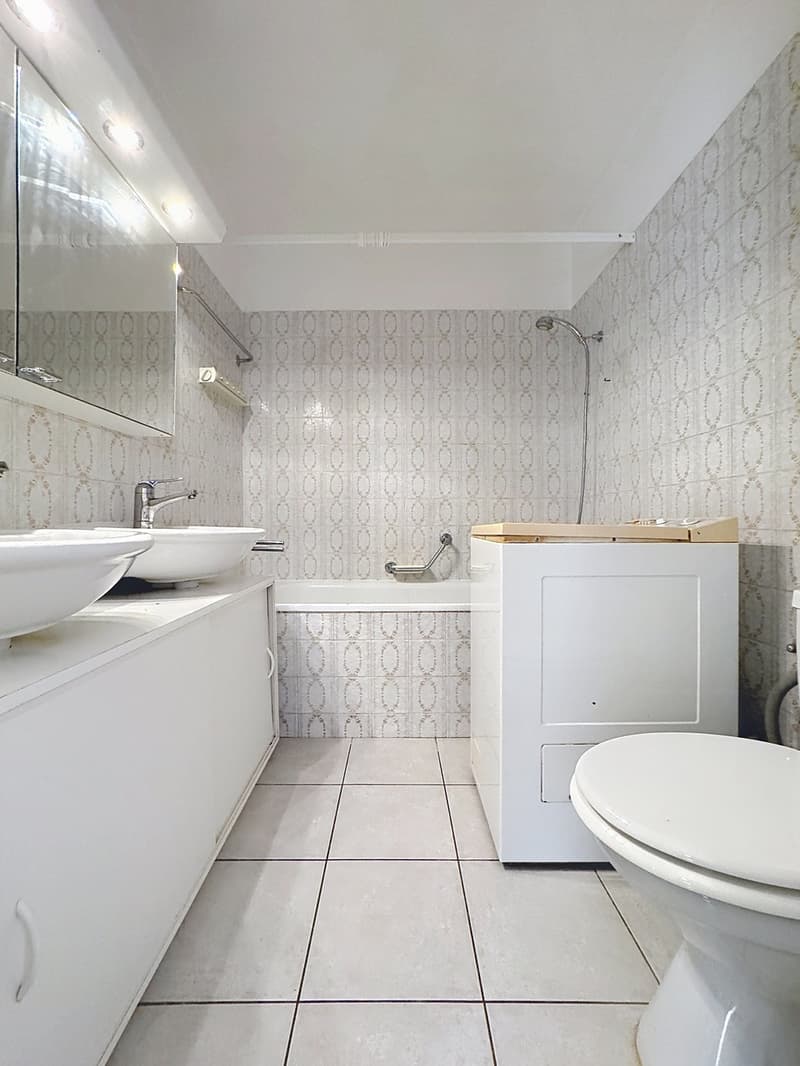Beautiful 4-room apartment with magnificent unobstructed view (10)