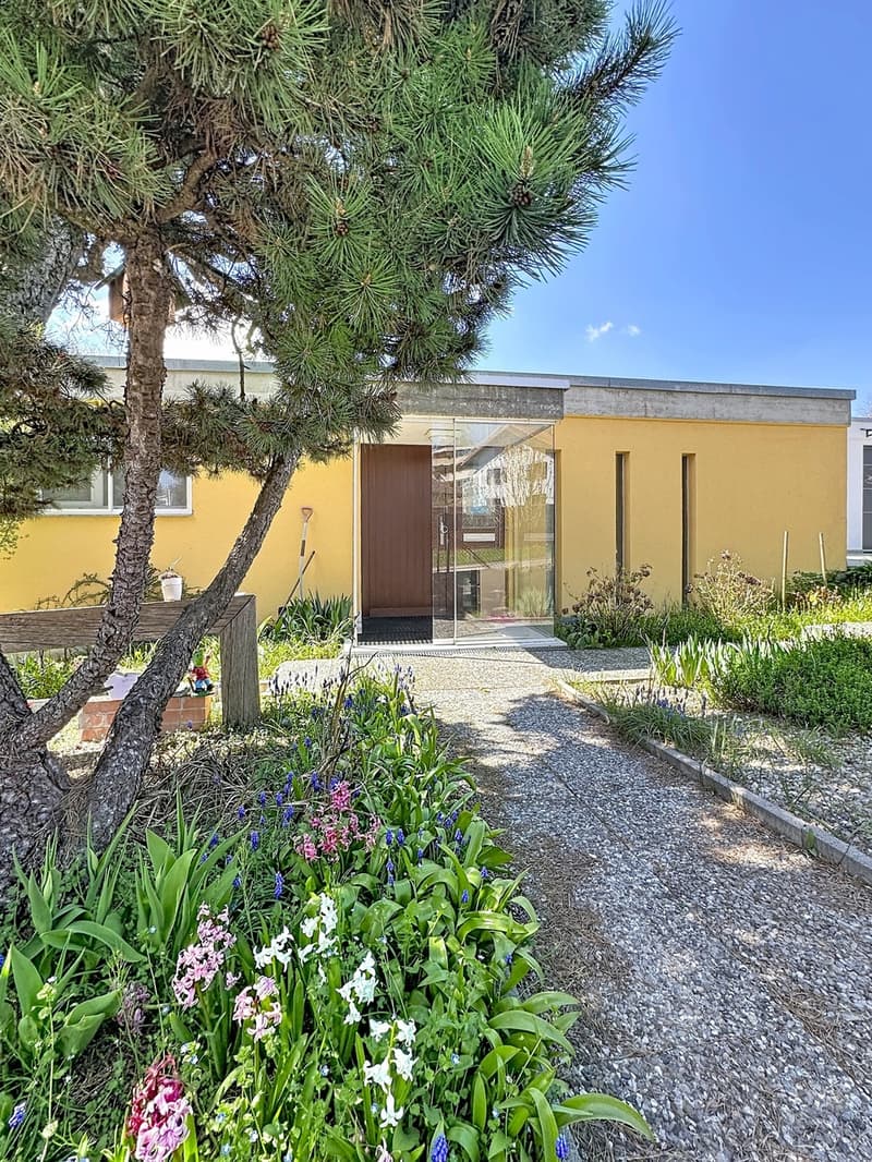 Villa jumelée de 5.5 pces Récemment rénovée A 2 pas de tout ! (5)