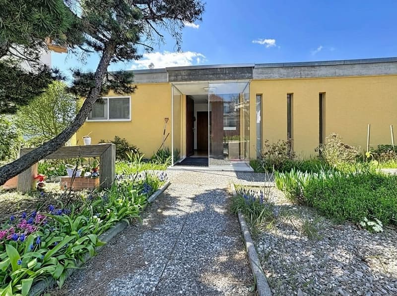 Villa jumelée de 5.5 pces Récemment rénovée A 2 pas de tout ! (4)