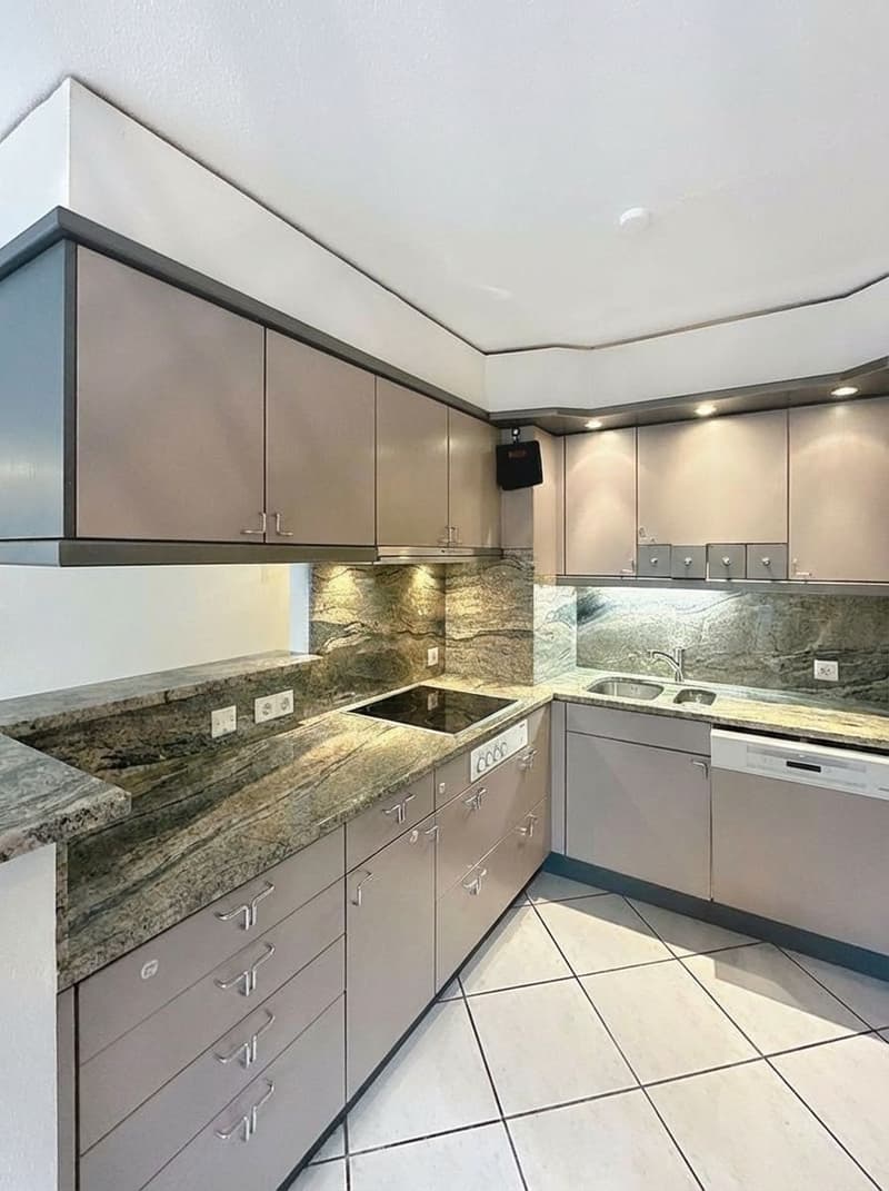 Not to be missed! Charming 3.5-room apartment close to the center of Fribourg (3)