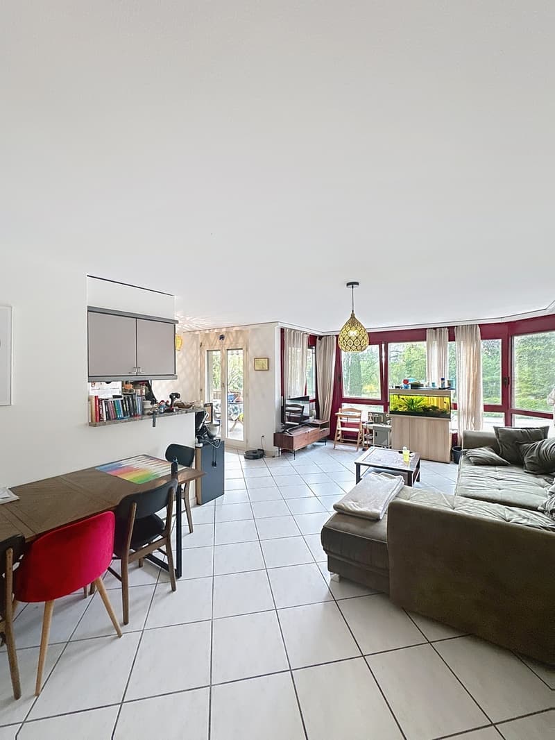 Not to be missed! Charming 3.5-room apartment close to the center of Fribourg (2)
