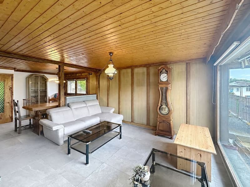 Family house with two apartments (2)