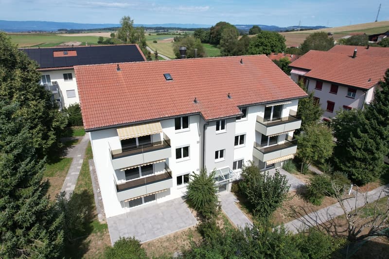 ENTRE MORAT ET FRIBOURG Appartement rénové de 4.5 pces avec balcon (4)